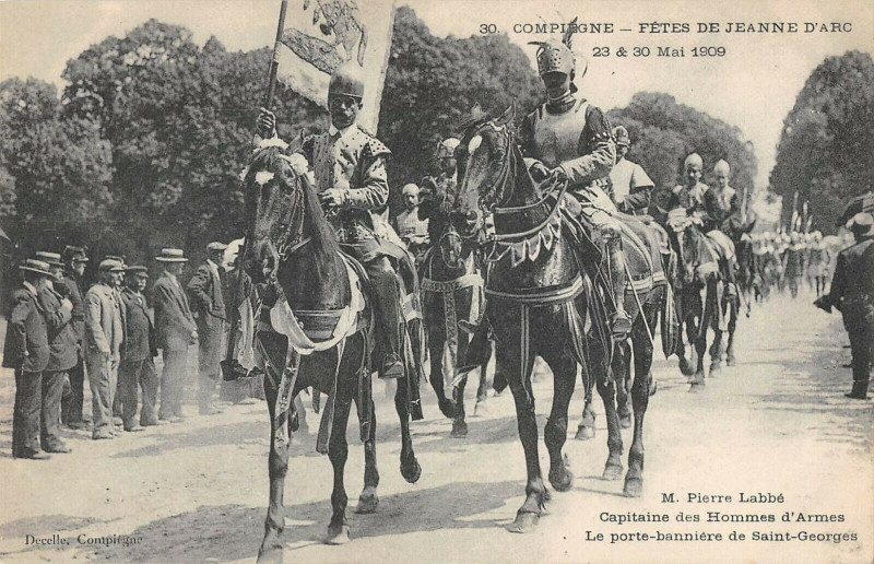 Carte postale ancienne Compiegne Fetes De Jeanne D'Arc M.pierre Labbe à Compiègne