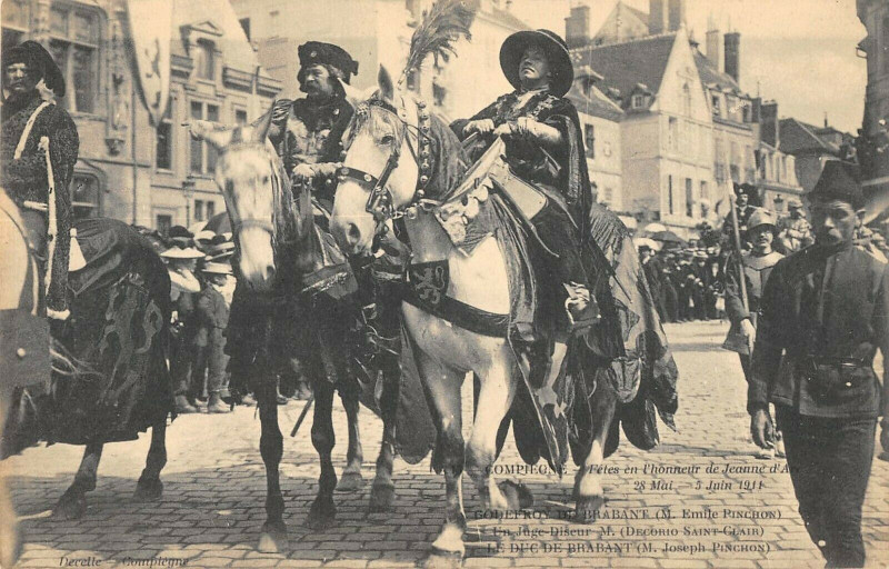 Carte postale ancienne Compiegne Fetes De Jeanne D'Arc Godefory De Brabant à Compiègne