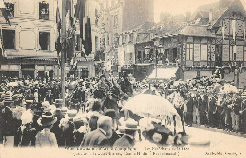 Carte postale ancienne Compiegne Fetes De Jeanne D'Arc Les Marechaux De La Lice à Compiègne