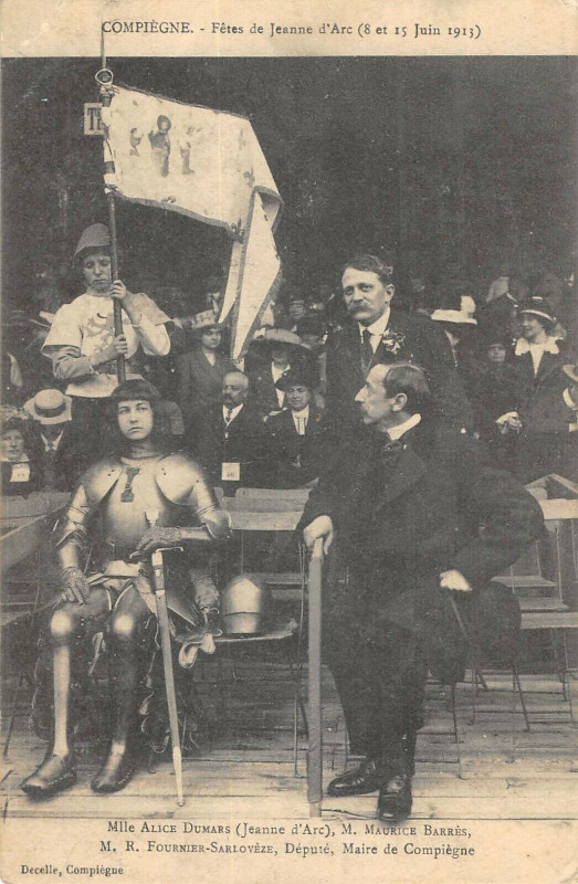 Carte postale ancienne Compiegne Fetes De Jeanne D'Arc Alice Dumas à Compiègne