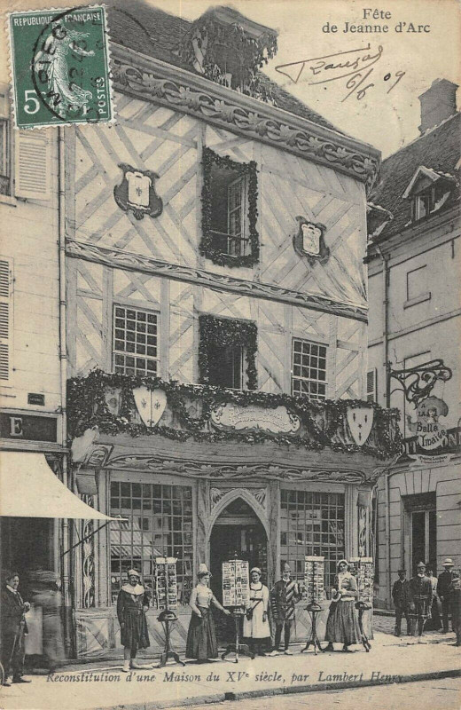 Carte postale ancienne Compiegne Fetes De Jeanne D'Arc Reconstitution à Compiègne