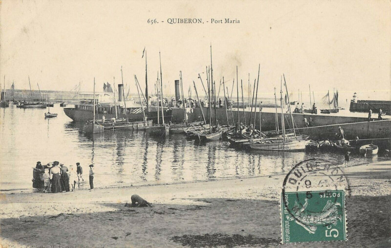 Carte postale ancienne Quiberon Port Maria à Quiberon