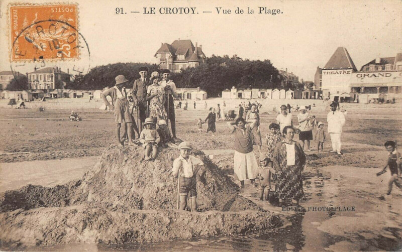 Carte postale ancienne Le Crotoy Vue De La Plage au Crotoy