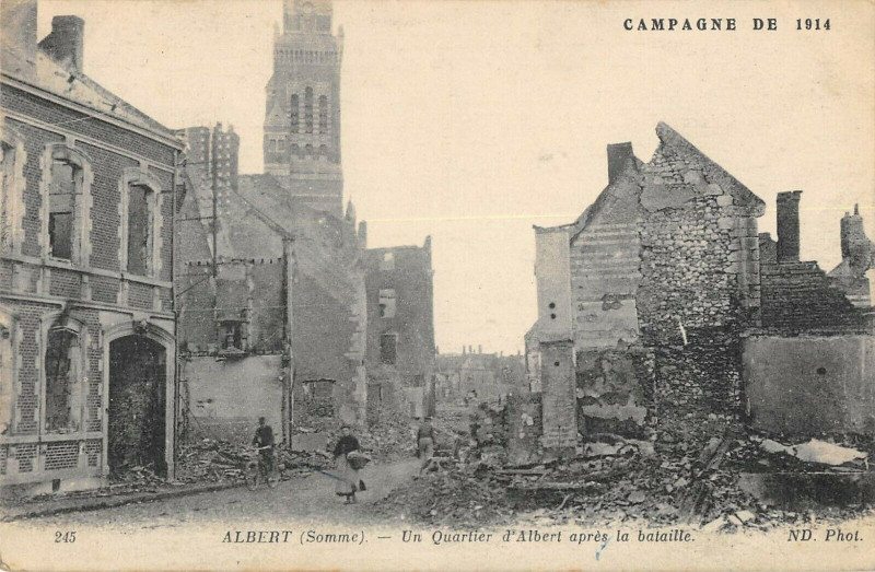 Carte postale ancienne Albert Un Quartier D'Albert à Albert