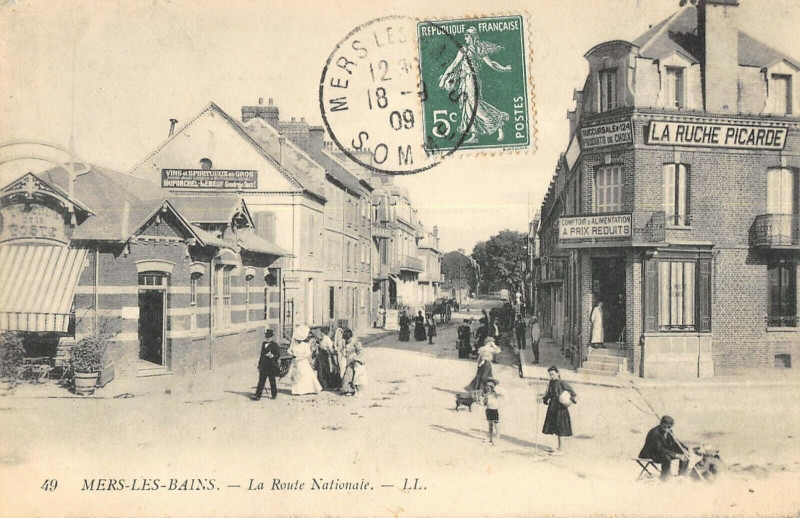 Carte postale ancienne Mers Les Bains La Route Nationale à Mers-les-Bains