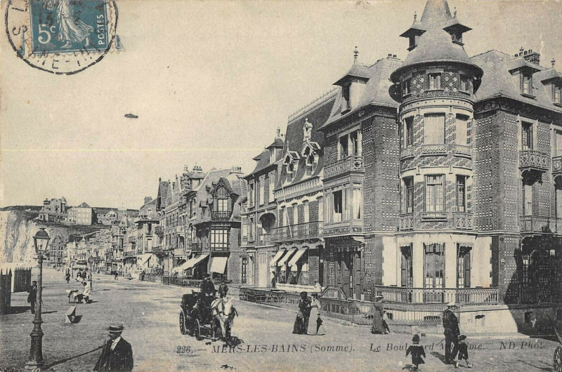 Carte postale ancienne Mers Les Bains Le Boulevard à Mers-les-Bains
