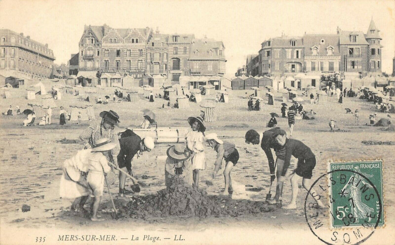 Carte postale ancienne Mers Sur Mer La Plage