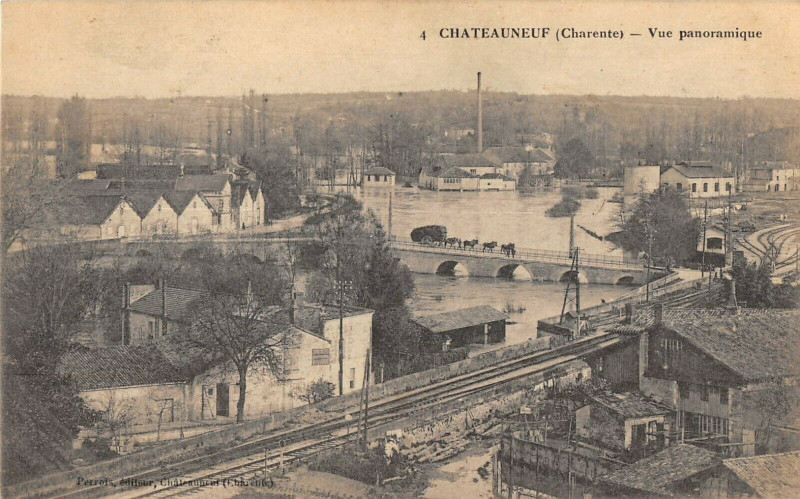Carte postale ancienne Chateauneuf Vue Panoramique