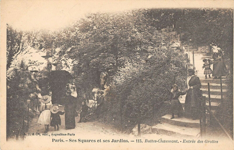 Carte postale ancienne Buttes-Chaumont - Entrée des Grottes à Paris 19e