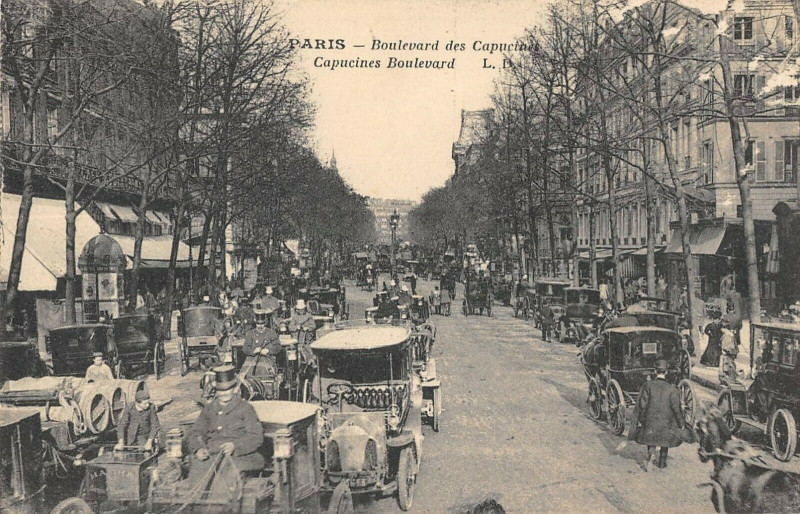 Carte postale ancienne Paris Ve Boulevard Des Capucines à Paris 5e