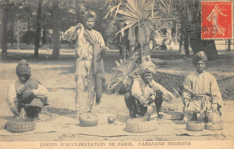 Carte postale ancienne Jardin d'Acclimatation de Paris - Caravane Indienne à Paris 16e