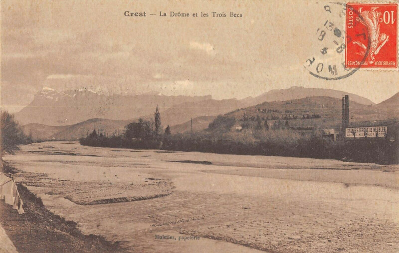 Carte postale ancienne Crest La Drome Et Les Trois Becs à Crest