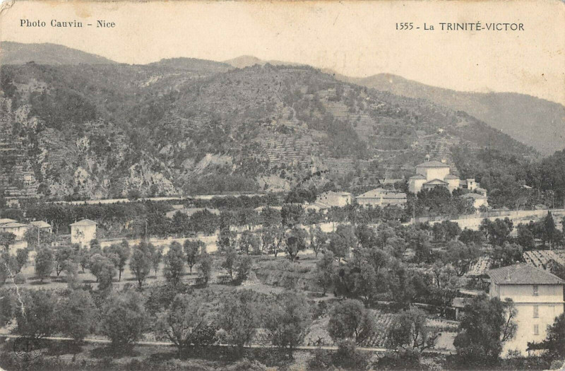 Carte postale ancienne La Trinite Victor