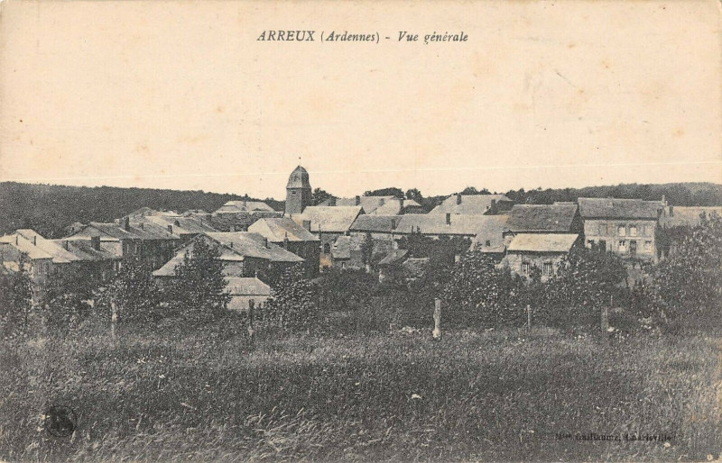 Carte postale ancienne Arreux Vue Generale à Arreux
