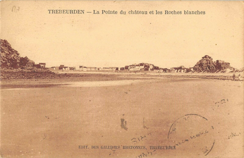 Carte postale ancienne Trebeurden Pointe Du Chateau Et Roches Blanches à Trébeurden
