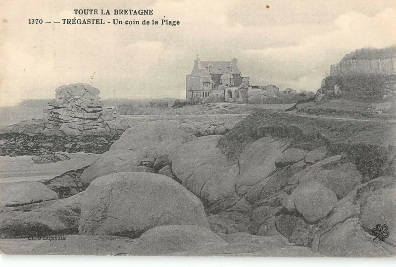 Carte postale ancienne Tresgastel Un Coin De La Plage