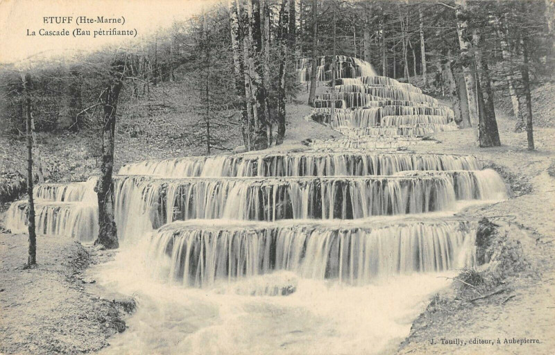 Carte postale ancienne Etuff La Cascade Eau Petrifiante