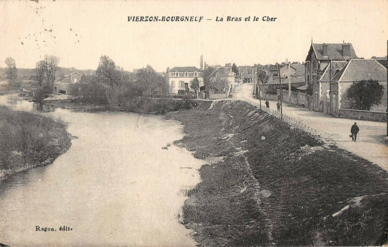 Carte postale ancienne Vierzon Bourgneuf Le Bras Et Le Cher à Vierzon