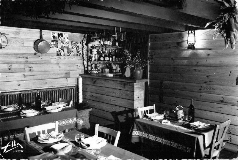 Carte postale ancienne Gouaux Les Agudes Restaurant Chez Jeannot