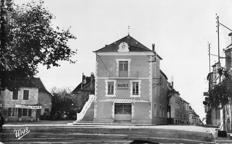 Carte postale ancienne Labastide Murat La Mairie