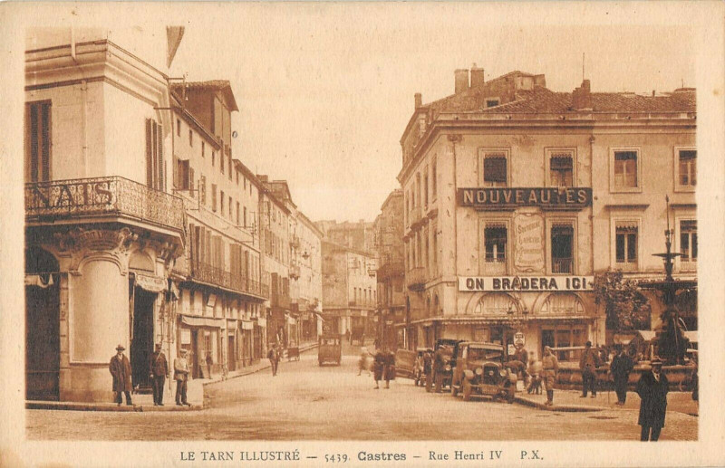 Carte postale ancienne Castres Rue Henri Iv à Castres