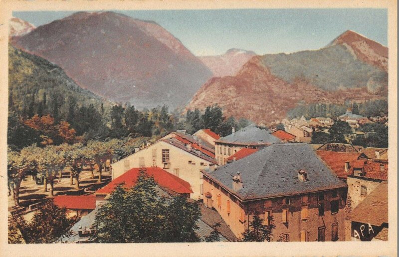 Carte postale ancienne Vicdessos La Promenade