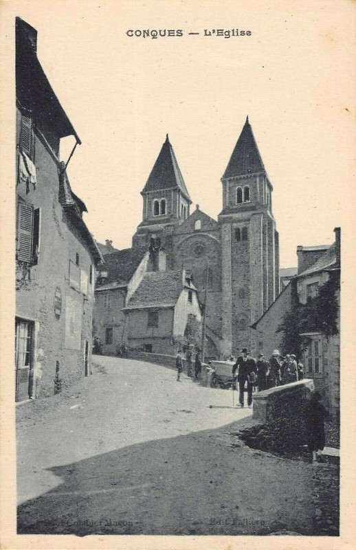 Carte postale ancienne Conques L'Eglise