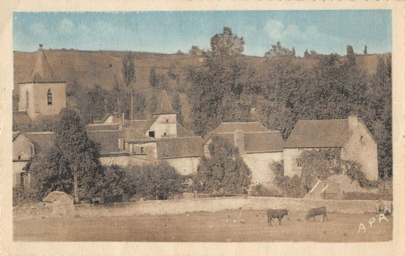 Carte postale ancienne Claunhac Eglise Ecoles