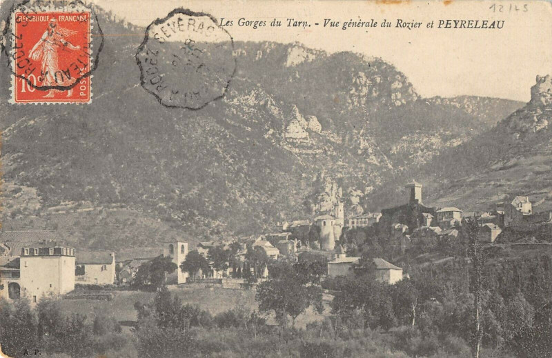 Carte postale ancienne Les Gorges Du Tarn Vue Generale Du Rozier Et Peyreleau à Peyreleau