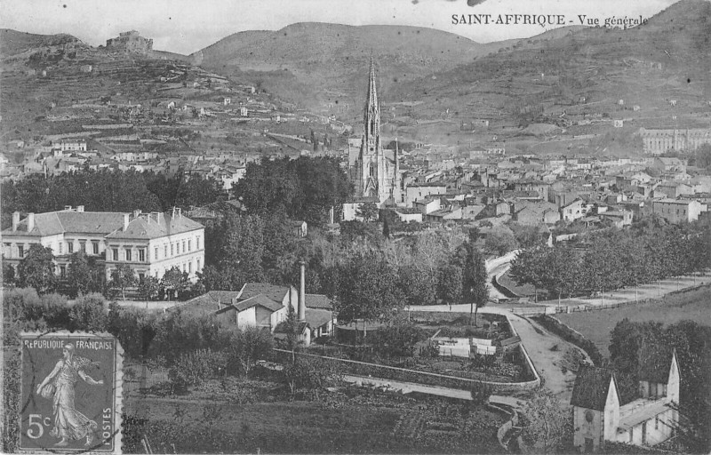 Carte postale ancienne Saint Affrique Vue Generale à Saint-Affrique