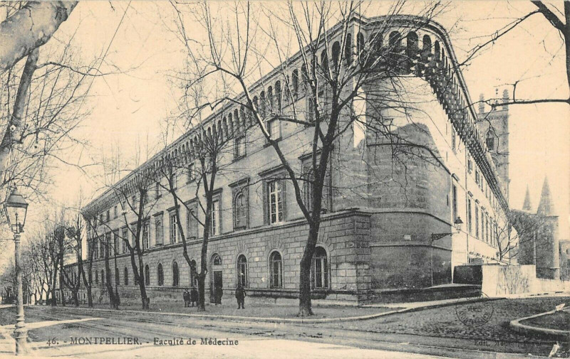 Carte postale ancienne Montpellier Faculte De Medecine à Montpellier