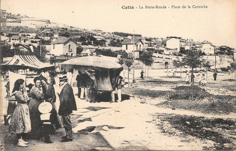 Carte postale ancienne Cette La Butte Ronde Place De La Corniche