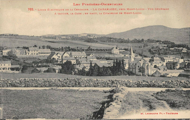 Carte postale ancienne Ligne Electrique De La Cerdagne La Cabanasse Pres Mont Louis Vue Generale à La Cabanasse