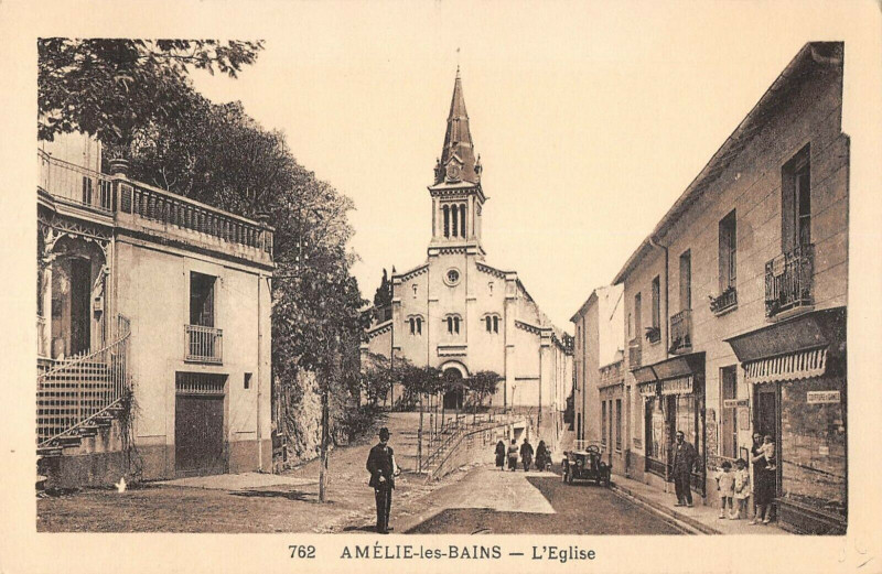 Carte postale ancienne Amelie Les Bains L'Eglise