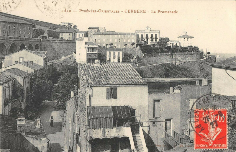 Carte postale ancienne Cerbere La Promenade à Cerbère