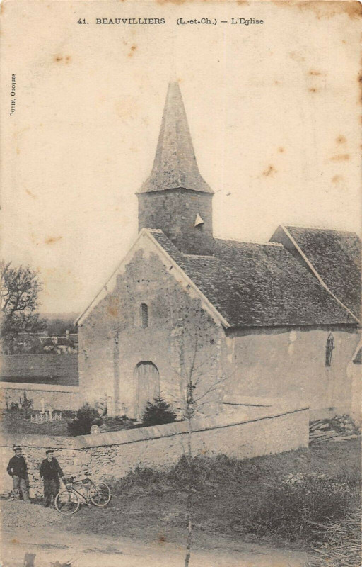 Carte postale ancienne Beauvilliers Eglise