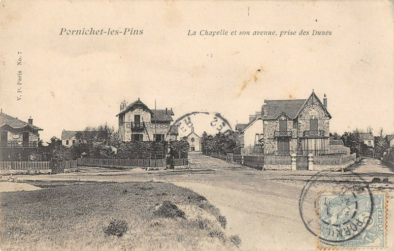 Carte postale ancienne Pornichet La Chapelle Et Son Avenue Prise Des Dunes à Pornichet