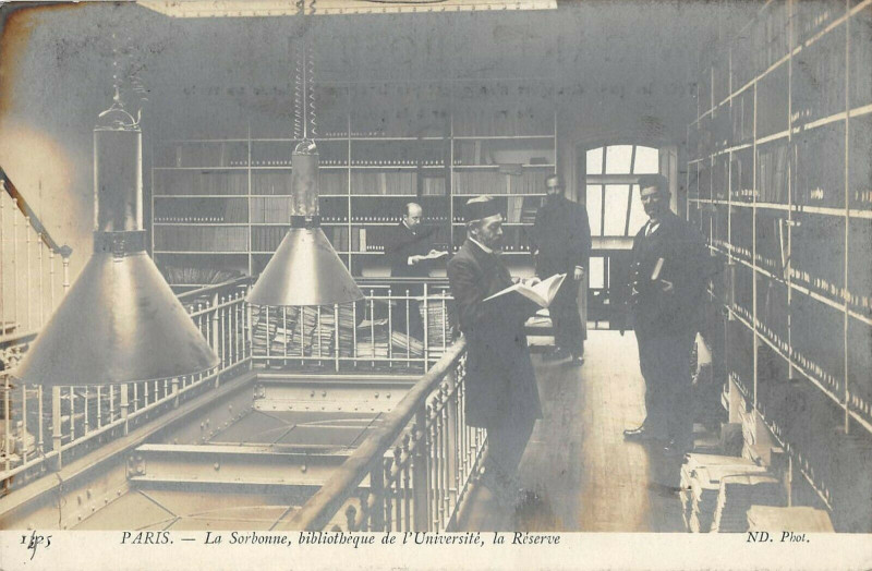 Carte postale ancienne Paris Ve La Sorbonne Bibliotheque De L'Universite La Reserve à Paris 5e