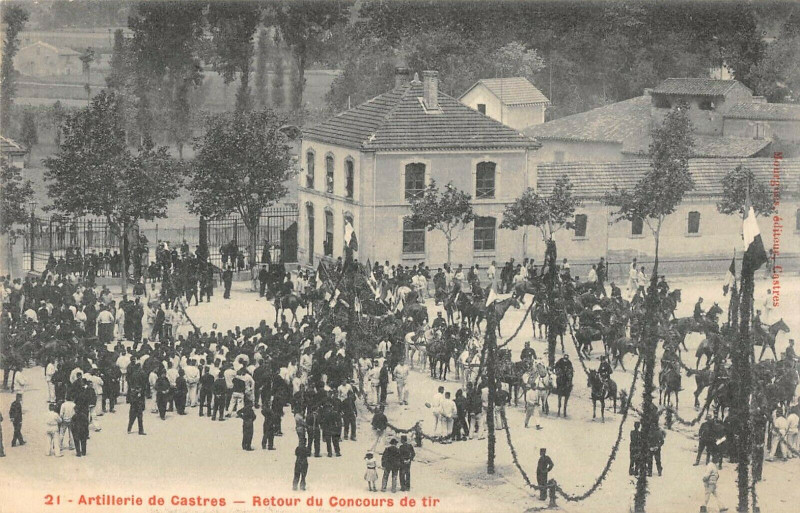 Carte postale ancienne Artillerie De Castres Retour Du Concours De Tir à Castres