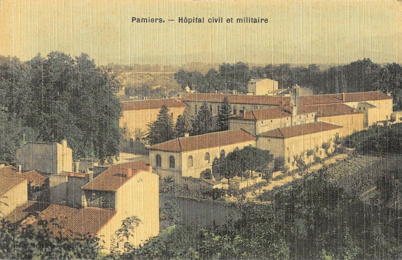 Carte postale ancienne Pamiers Hopital Civil Et Militaire (cpa toilée à Pamiers