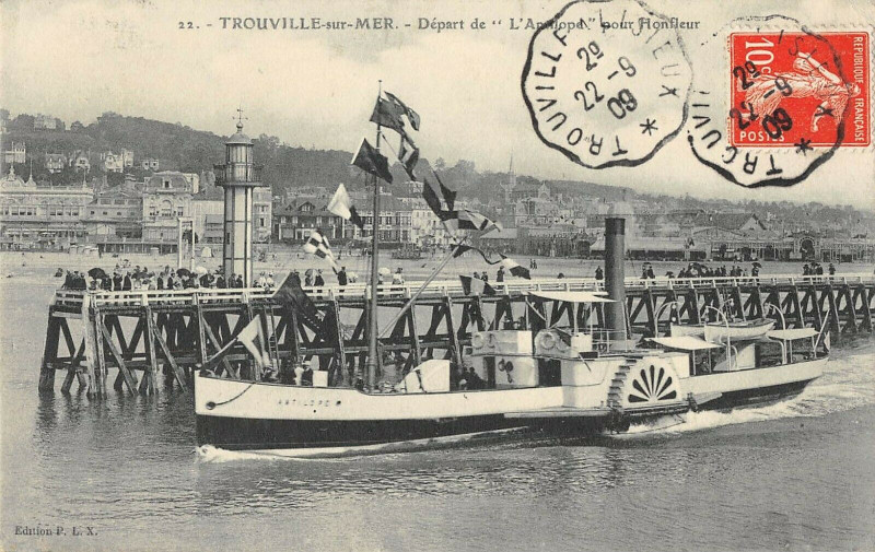 Carte postale ancienne Trouville Sur Mer Depart De L'Antilope Pour Honfleur à Honfleur