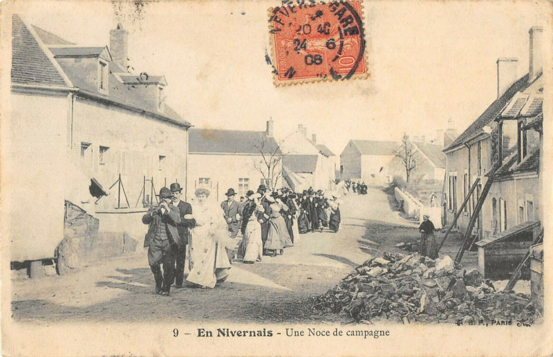 Carte postale ancienne En Nivernais Une Noce De Campagne