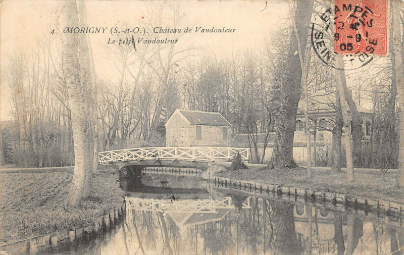 Carte postale ancienne Chateau De Vaudouleur Le Petit Vaudouleur