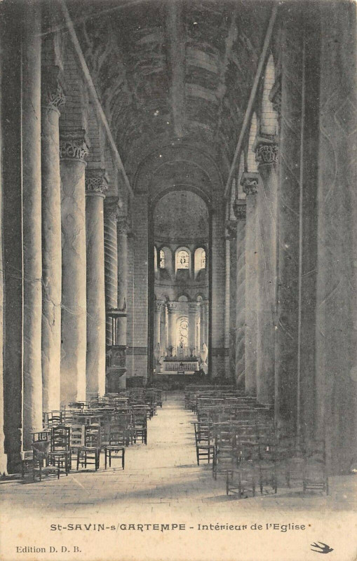 Carte postale ancienne Saint Savin Sur Gartempe Interieur Eglise à Saint-Savin