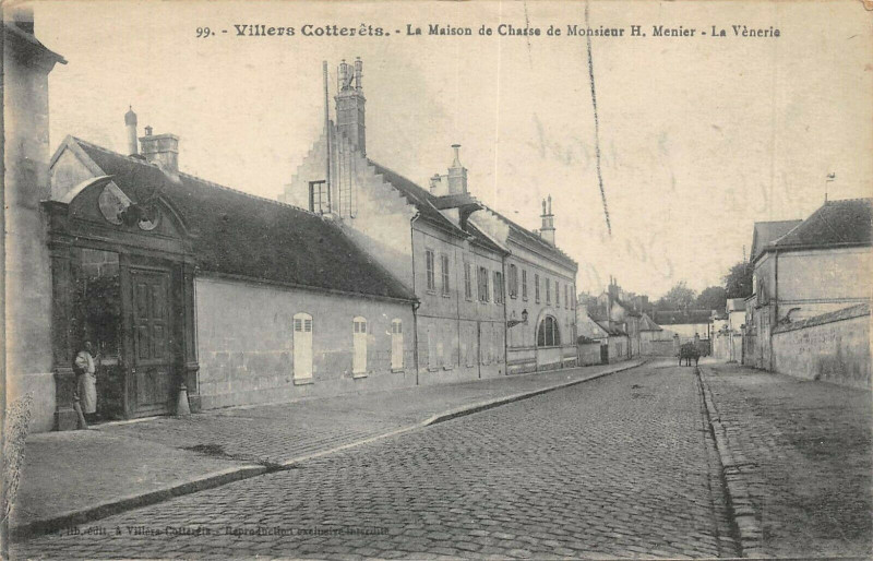 Carte postale ancienne Villers Cotterets La Maison De Chasse De Mr H.menier Venerie