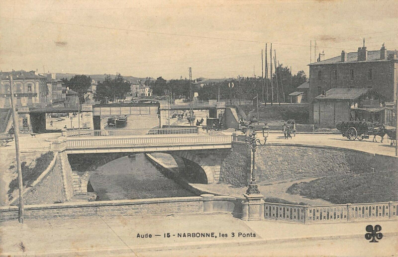 Carte postale ancienne Narbonne Les 3 Ponts à Narbonne