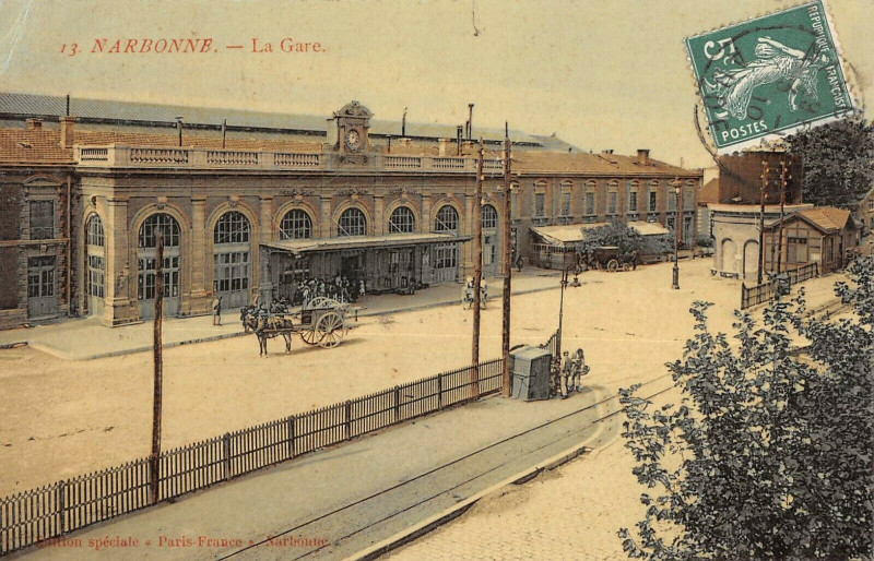Carte postale ancienne Narbonne La Gare à Narbonne