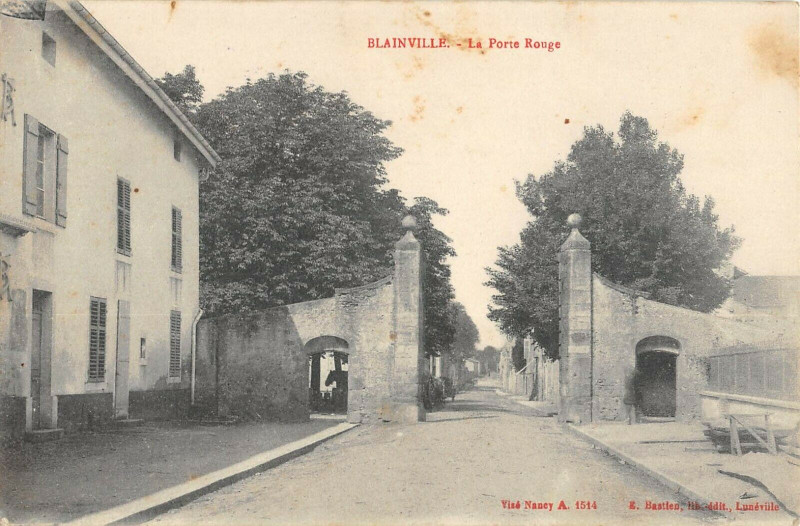Carte postale ancienne Blainville La Porte Rouge