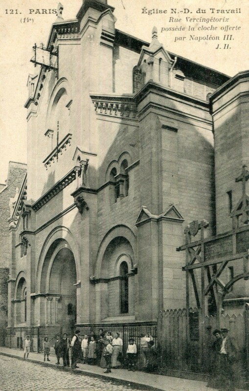 Carte postale ancienne Eglise Notre-Dame du Travail - Rue Vercingétorix à Paris 14e