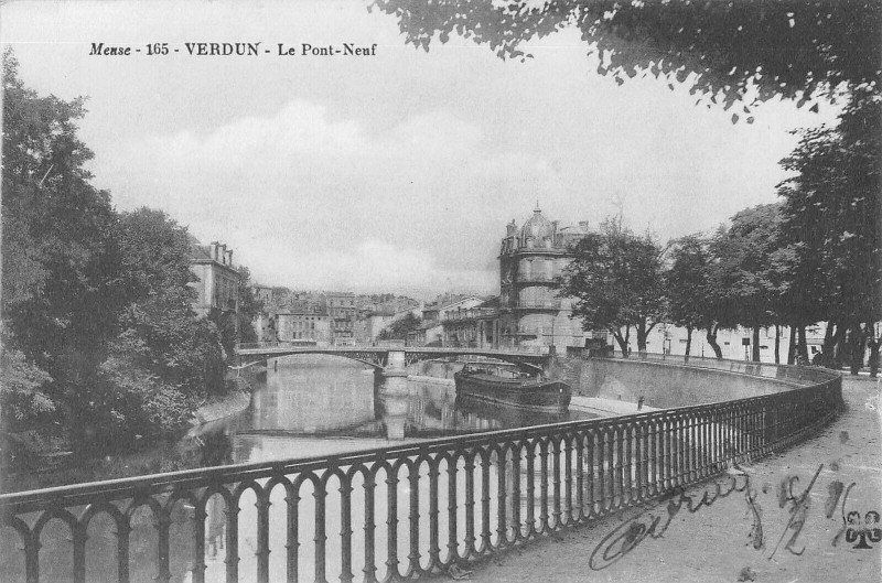 Carte postale ancienne Verdun Le Pont Neuf à Verdun